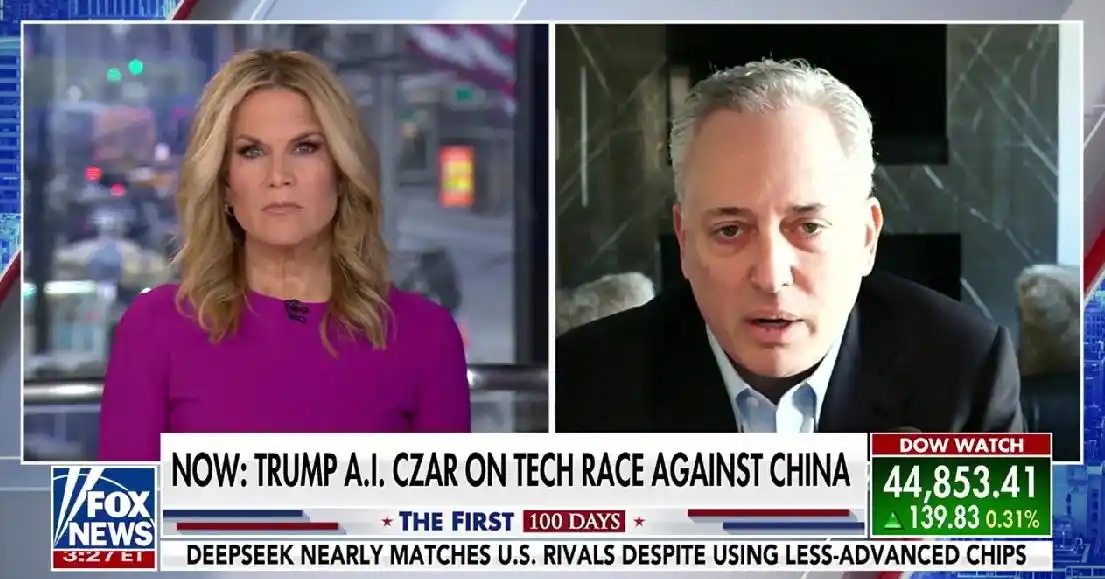 特朗普提名的白宫人工智能顾问大卫·萨克斯（David Sacks）接受该媒体采访时